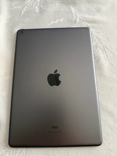 iPad 9 Geração + Teclado Zagg  + Caneta