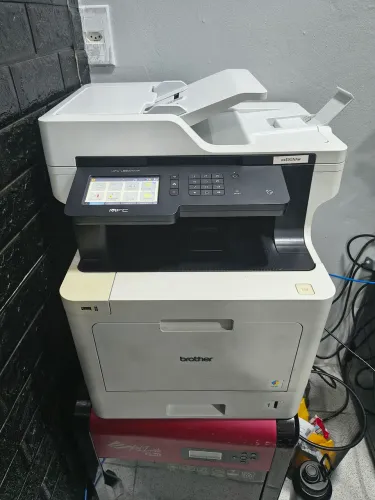 Multifuncional laser color brother 8900