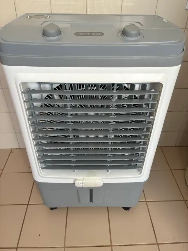 Climatizador de Ar Evaporativo Ventisol CLIN35 PRO de 35 Litros.