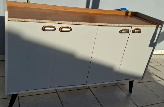 Vende se Aparador Buffet 4 portas