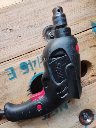 Vendo furadeira