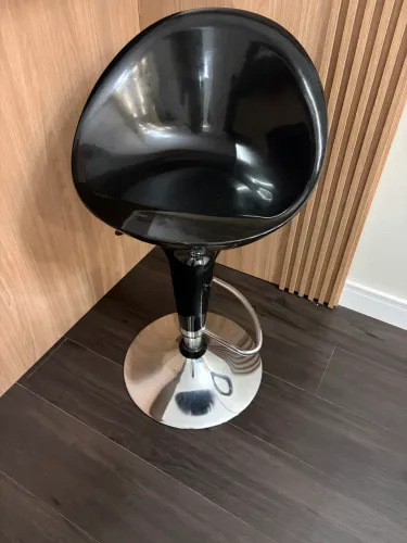 Banqueta com Regulagem de Altura