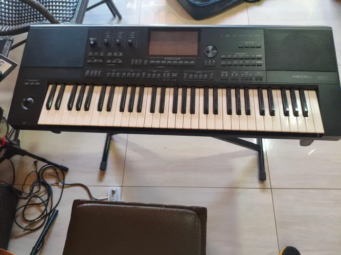 Teclado MEDELLI Akx 10