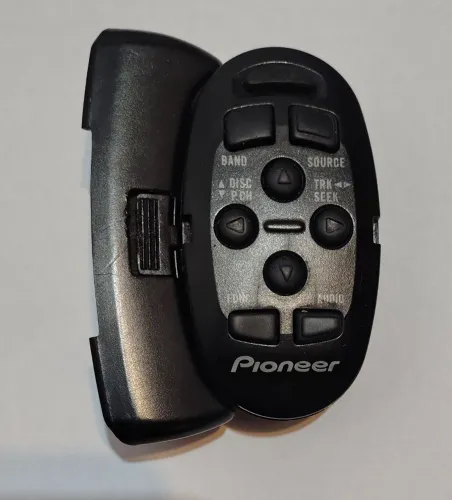 Controle remoto Pioneer CBX9202 ovinho serve em 823/825 e 835 Golfinho Aguia