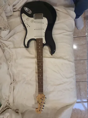 Guitarra Tagima