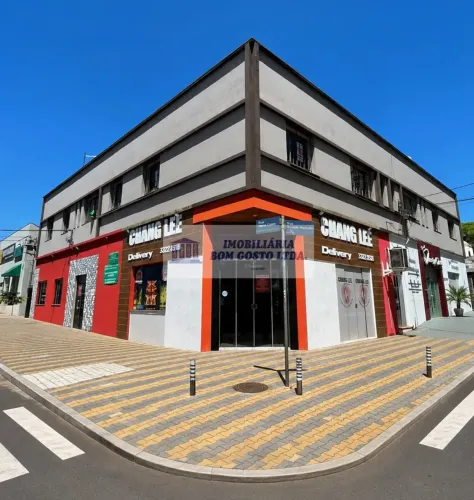 Imóvel para aluguel tem 100 metros quadrados com 3 quartos em Centro - Cascavel - PR