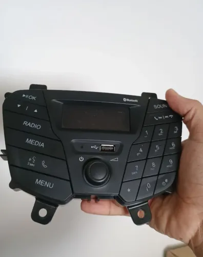 Rádio original Ford Ka sedan 2016