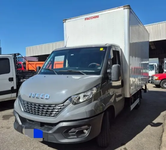Passo a dívida,Iveco 35.150 baú 2021
