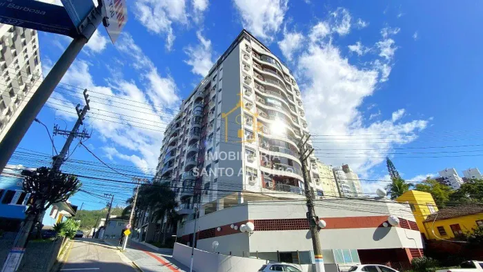 Apartamento de 3 dormitórios no Condomínio Residencial Portal da Agronômica com 115 m² pri