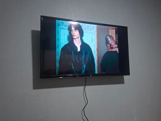 Tv de 32 polegadas pouco usada, nao faço entrega