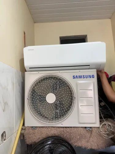 AR CONDICIONADO SAMSUNG INVERTER- 9.000 BTUS