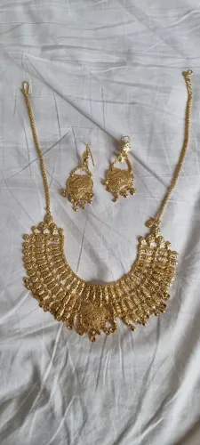 COLAR E PAR DE BRINCOS EGÍPCIOS BANHADOS EM OURO 18K