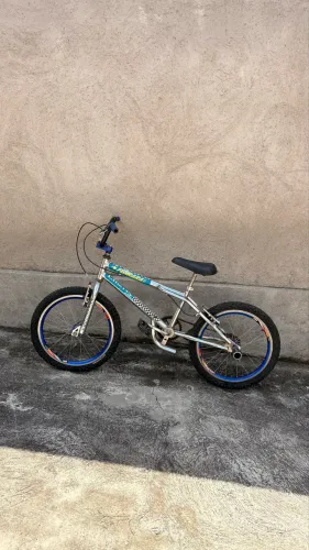 Bicicleta Infantil/Aro 20
