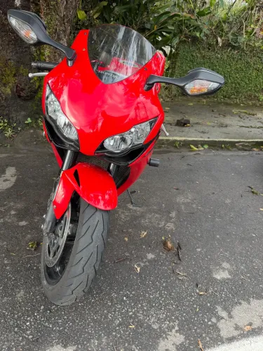 HONDA CBR1000rr IMPECÁVEL