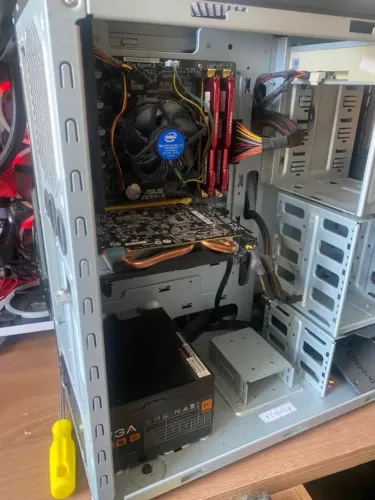 PC Gamer I5 + 8gb + GTX 960 2gb +SSD 240gb