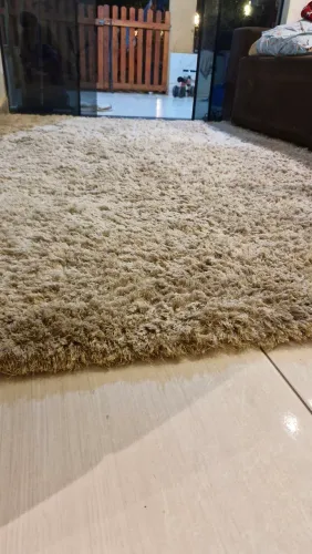 Taoete fio de ceda fofinho tem 2 metros por 2,40m 