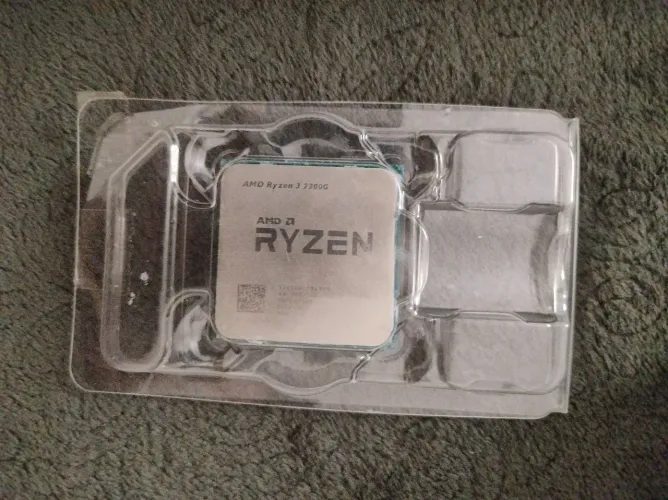 Ryzen 3 2200 g