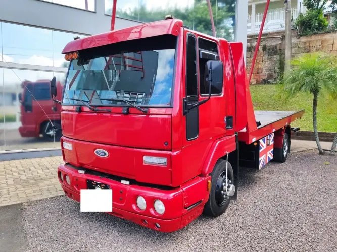 Ford Cargo 817 Plataforma C/Asa 2010