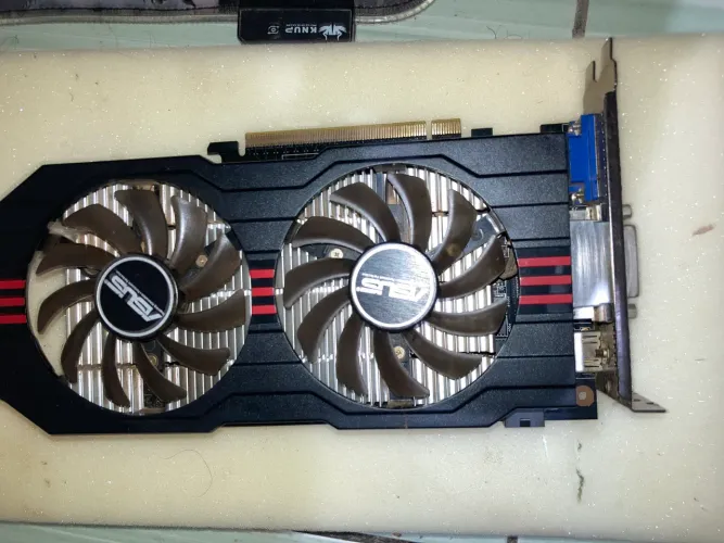 Placa de vídeo Nvidia GTX 750 ti 2gb
