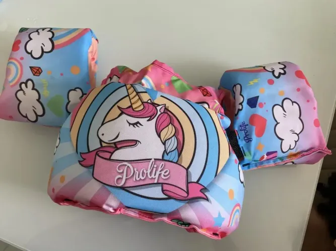 Boia infantil com colete profile