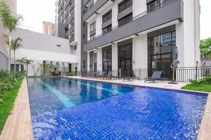 Studio próximo ao metrô Faria Lima inteiramente mobiliado à venda