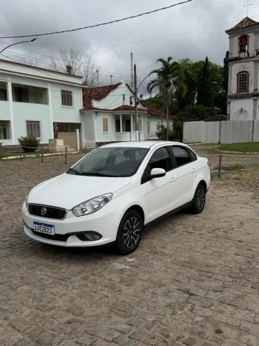 Fiat Grand Siena Attrac. 1.4 EVO F.flex 8V 2019