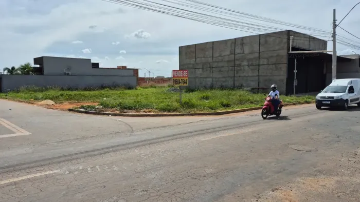 Imóvel para venda tem 591 metros quadrados em Jardim Scala - Trindade - GO