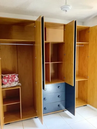 Guarda roupa casal