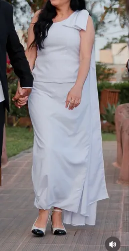 Vestido de noiva minimalista 