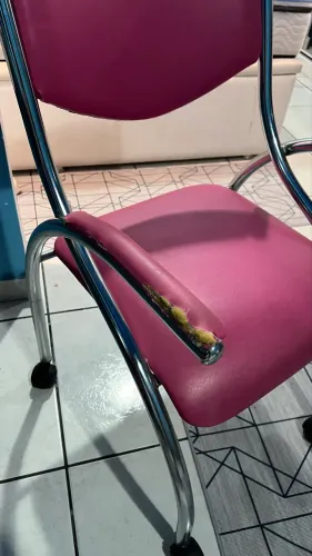 Cadeira de escritório rosa