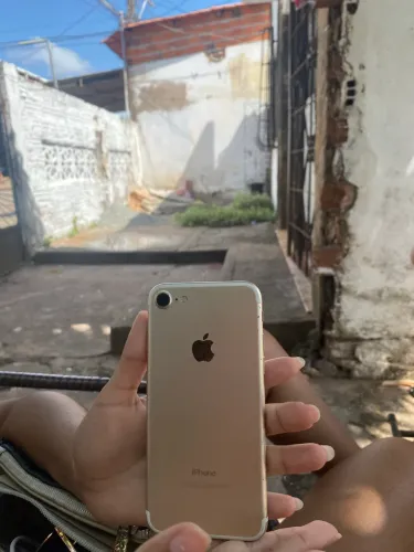 CELULAR PRA DESCARTE RÁPIDO - iPhone 7