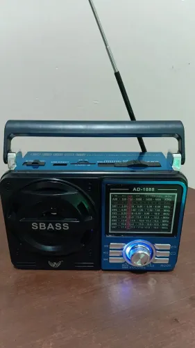 Rádio Portátil AM/FM