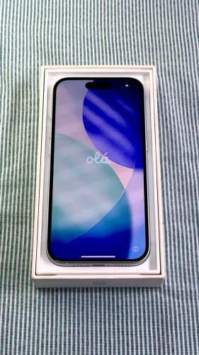iPhone 15 128GB Azul - Semi-novo, bateria excelente
