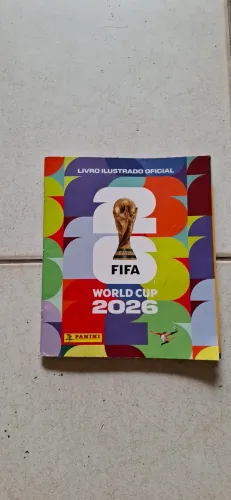 Álbum copa do mundo 2026 - 682 figurinhas coladas!