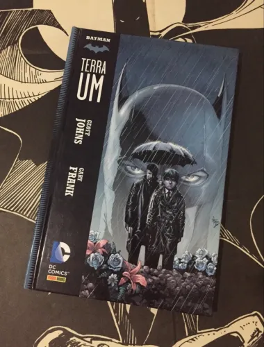 HQ BATMAN TERRA UM VOL.1