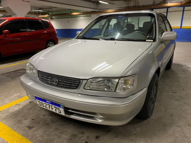 Toyota Corolla XEI 1.8/1.8 Flex 16V Aut. 2000