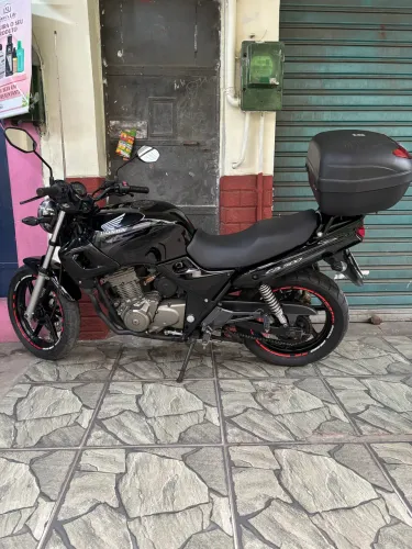 Cb 500 ano 2000