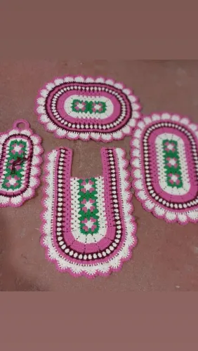 Conjunto de banheiro em crochê
