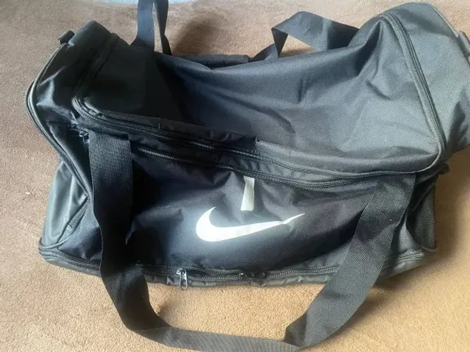 Bolsa Nike Academy 95L
