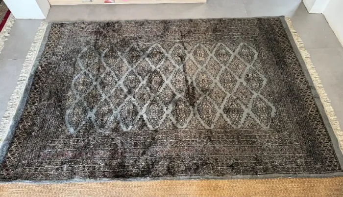 Tapete paquistanês em seda 2.30m x 1.54m