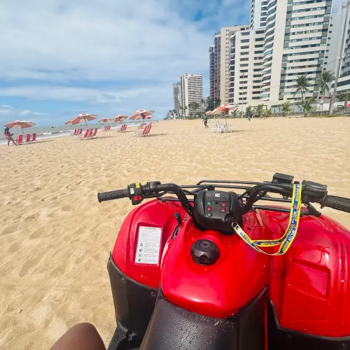 Quadriciclo 4x4 fourtrax - vermelho