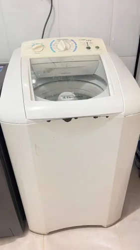 Máquina de lavar roupa Electrolux 