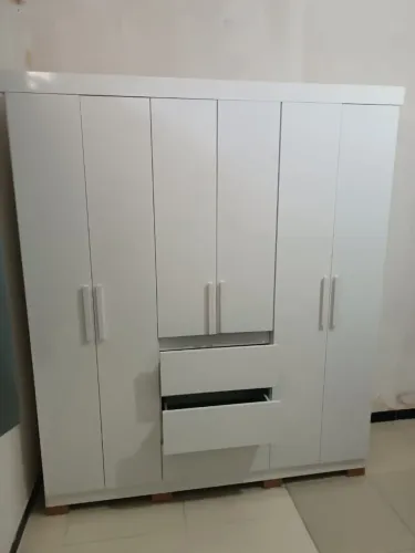 Vendo guarda roupas 1 mês de uso