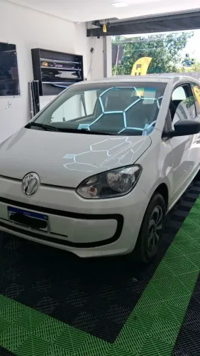 Volkswagen Up! Take 1.0 T. Flex 12V 3P 2016