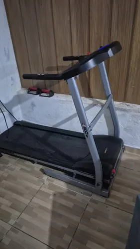 Esteira Kikos H-Max 900W Semi Nova - Ótimo Estado - Barato pra Sair HOJE