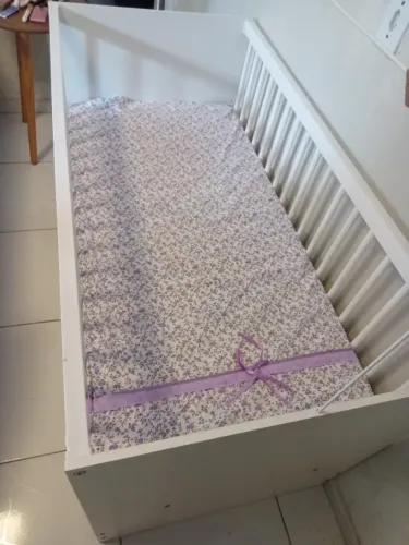 Berço, colchão e mosquiteiro novos