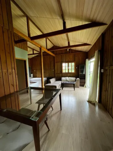 Terreno em ILHOTA/SC - 1.100m2, com uma aconchegante casa de madeira - SC