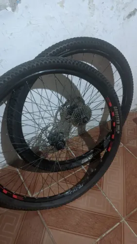 Rodas aro 29 + Pneu e Cassete