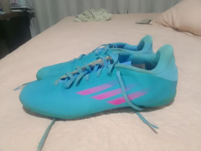 Chuteira de Futsal Usada