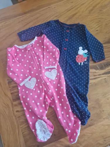 4 macacões Carter's bebê menina